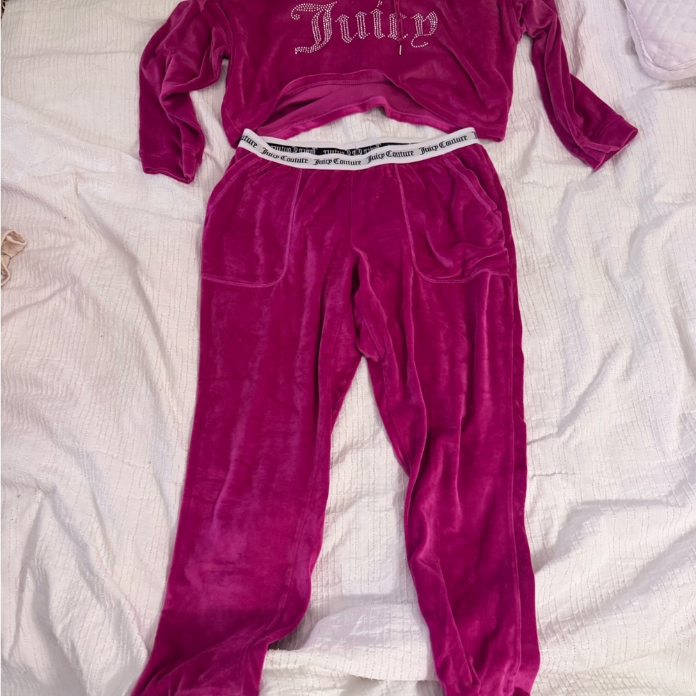 Juicy Couture Fuchsia Velour Jogger Set